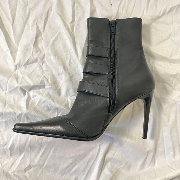 Bakers Helena Black Smooth Leather Pointy Toe Silver Buckle Stiletto Boots US 7 - Picture 4 of 8